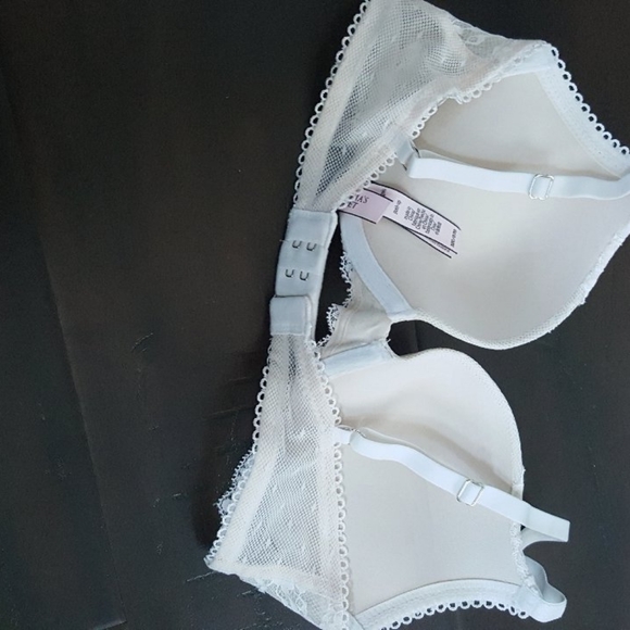 32C Very Sexy Bra - Picture 4 of 5